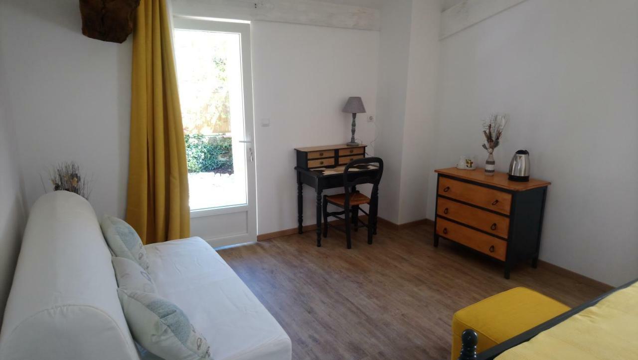 Chambres D'Hotes Du Domaine De Lansac Lansac  Екстериор снимка